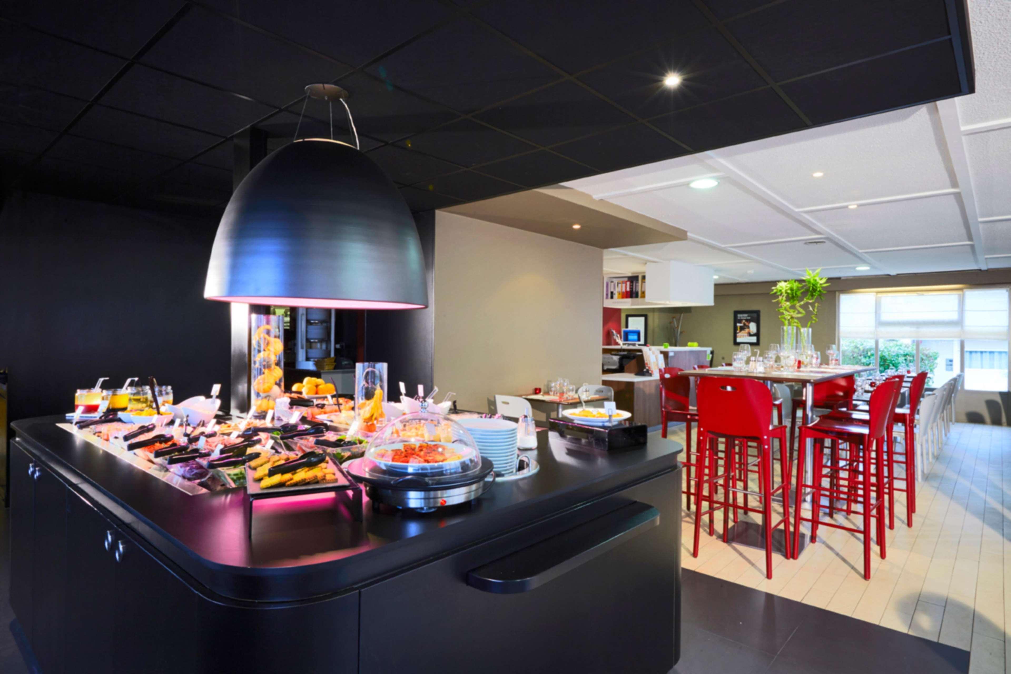 Campanile Metz Est Technopole - Restaurant Hotel Екстериор снимка