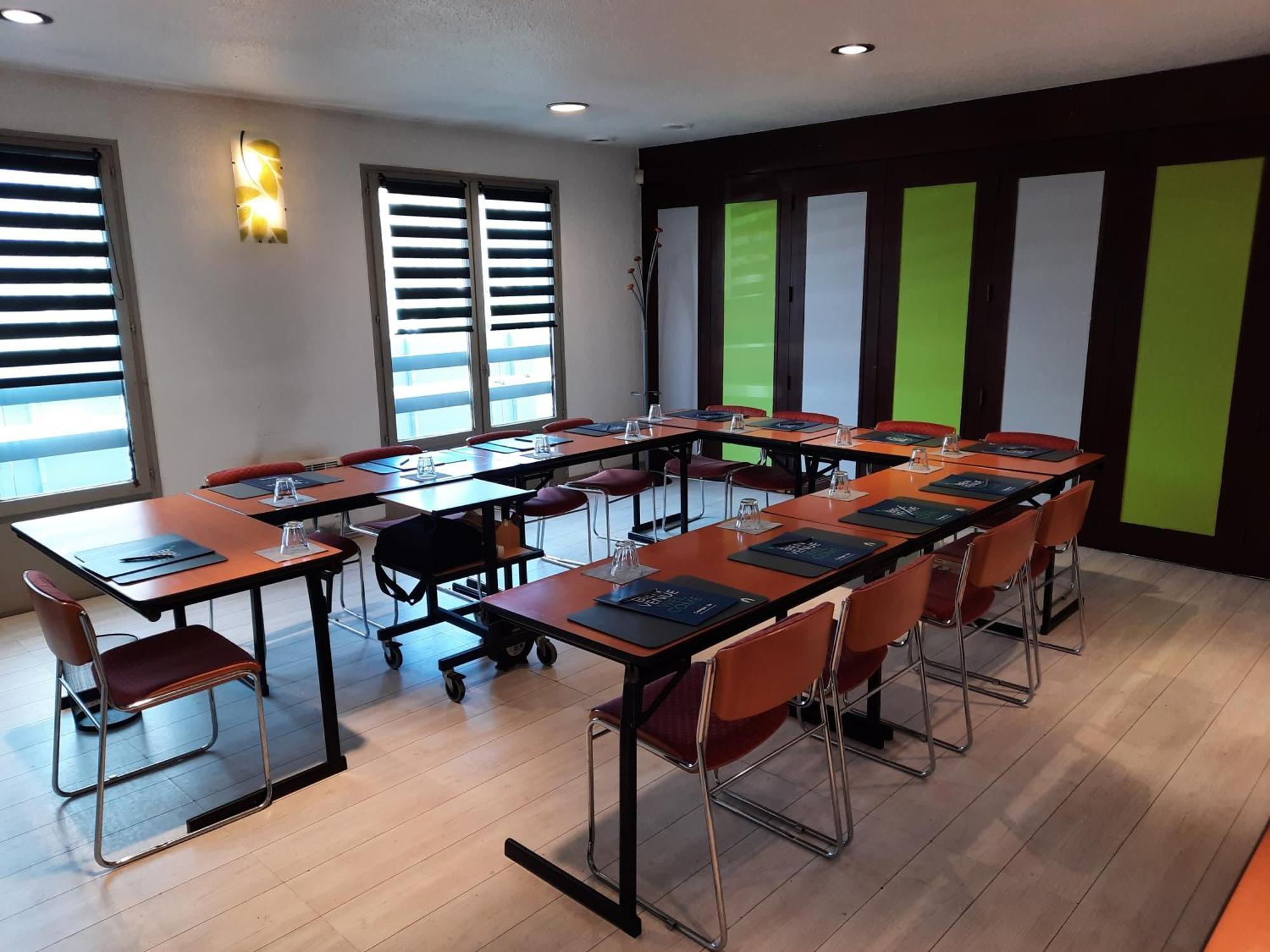 Campanile Metz Est Technopole - Restaurant Hotel Екстериор снимка