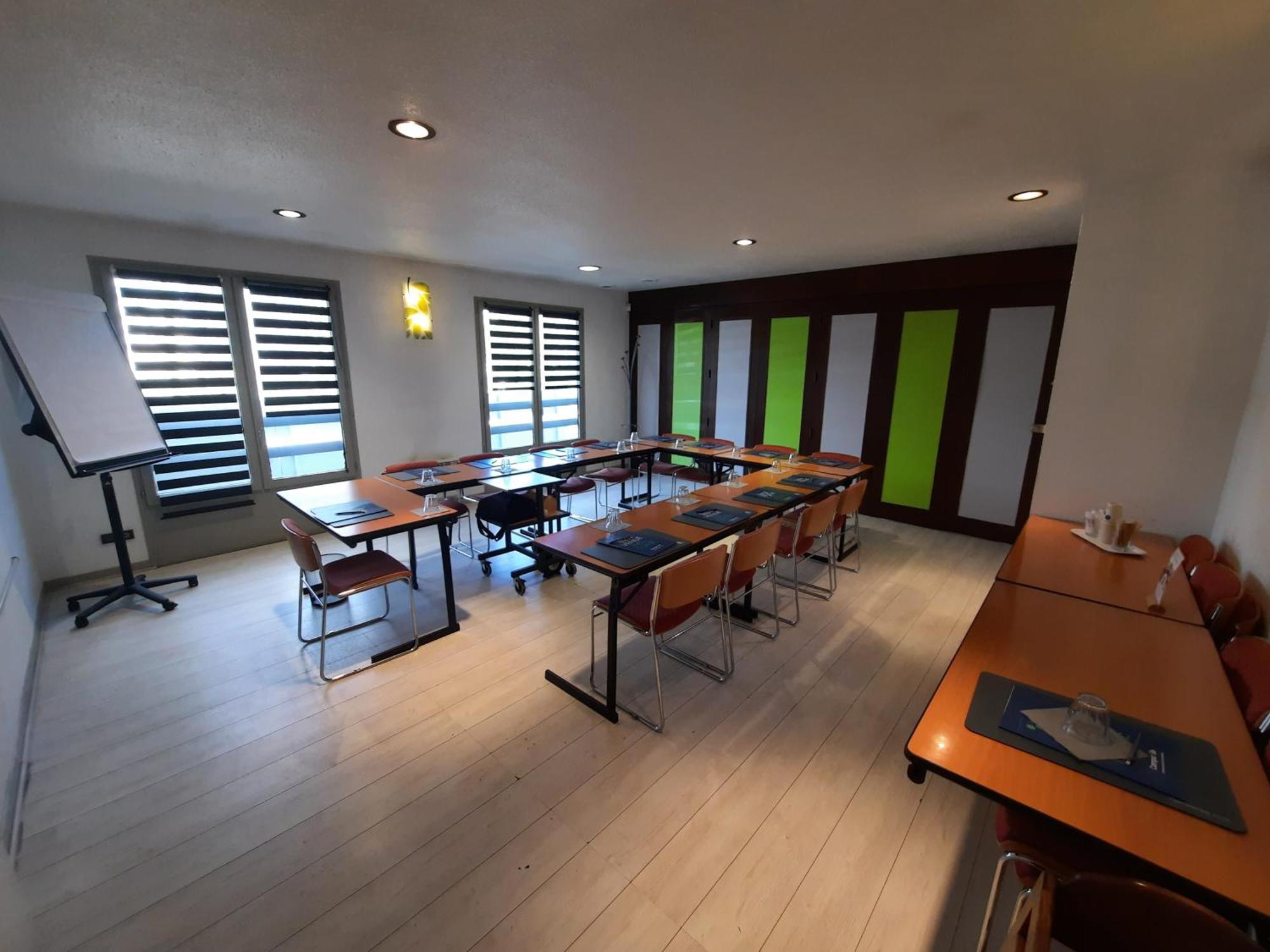 Campanile Metz Est Technopole - Restaurant Hotel Екстериор снимка