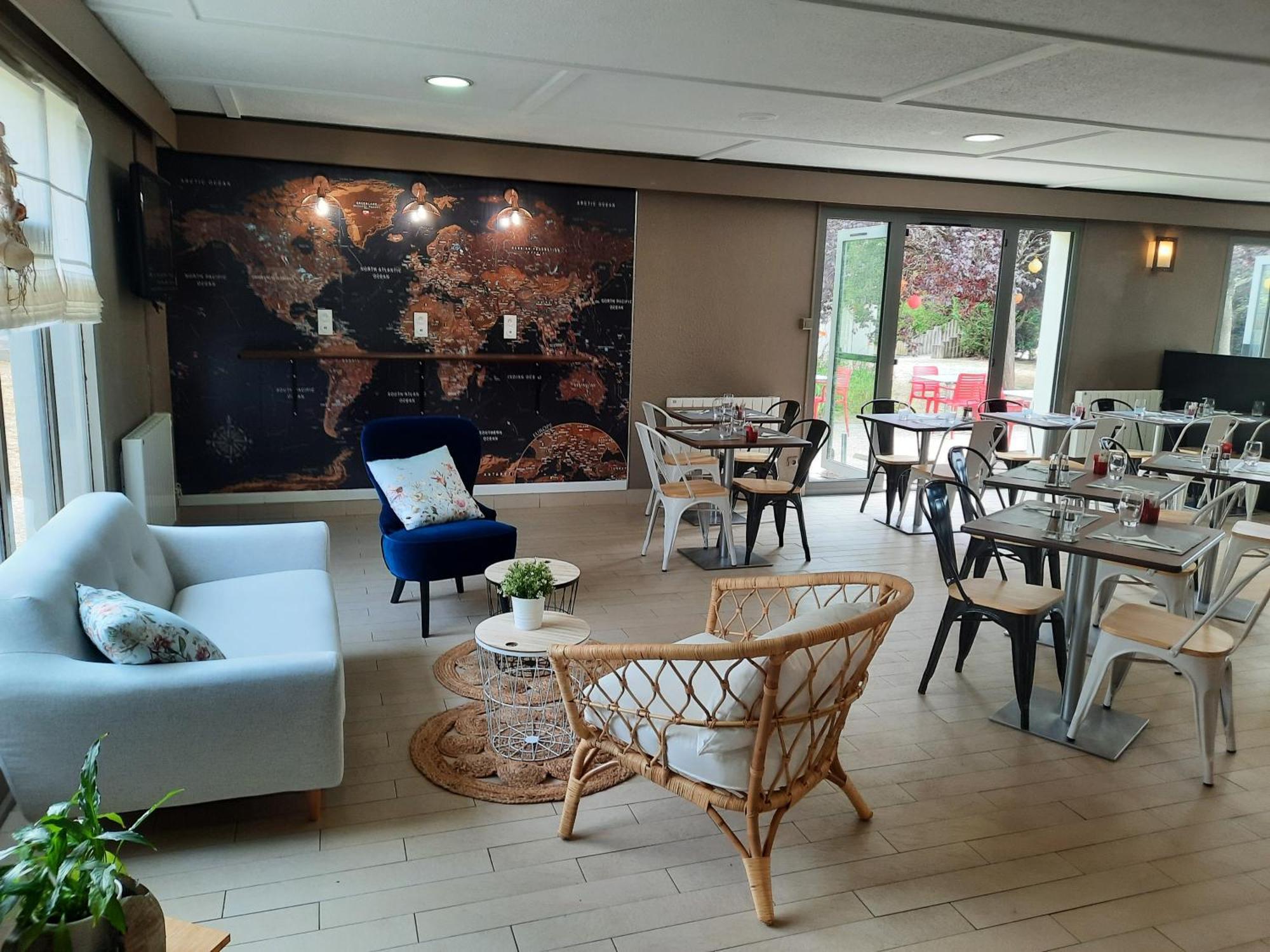 Campanile Metz Est Technopole - Restaurant Hotel Екстериор снимка